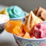 Postres asiáticos vibrantes y elegantes se presentan