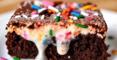 Un brownie frío y colorido es tentador
