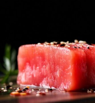 Salmón tataki rojo