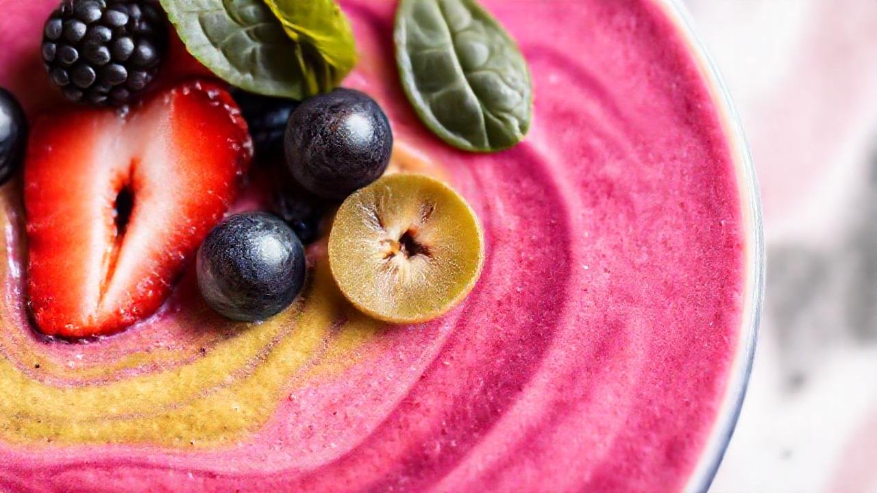 Batido colorido y saludable, muy apetecible
