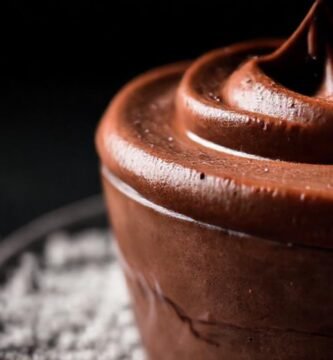 Mousse de chocolate: textura y elegancia