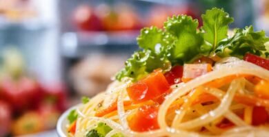 Una fotografía de ensalada fresca y brillante